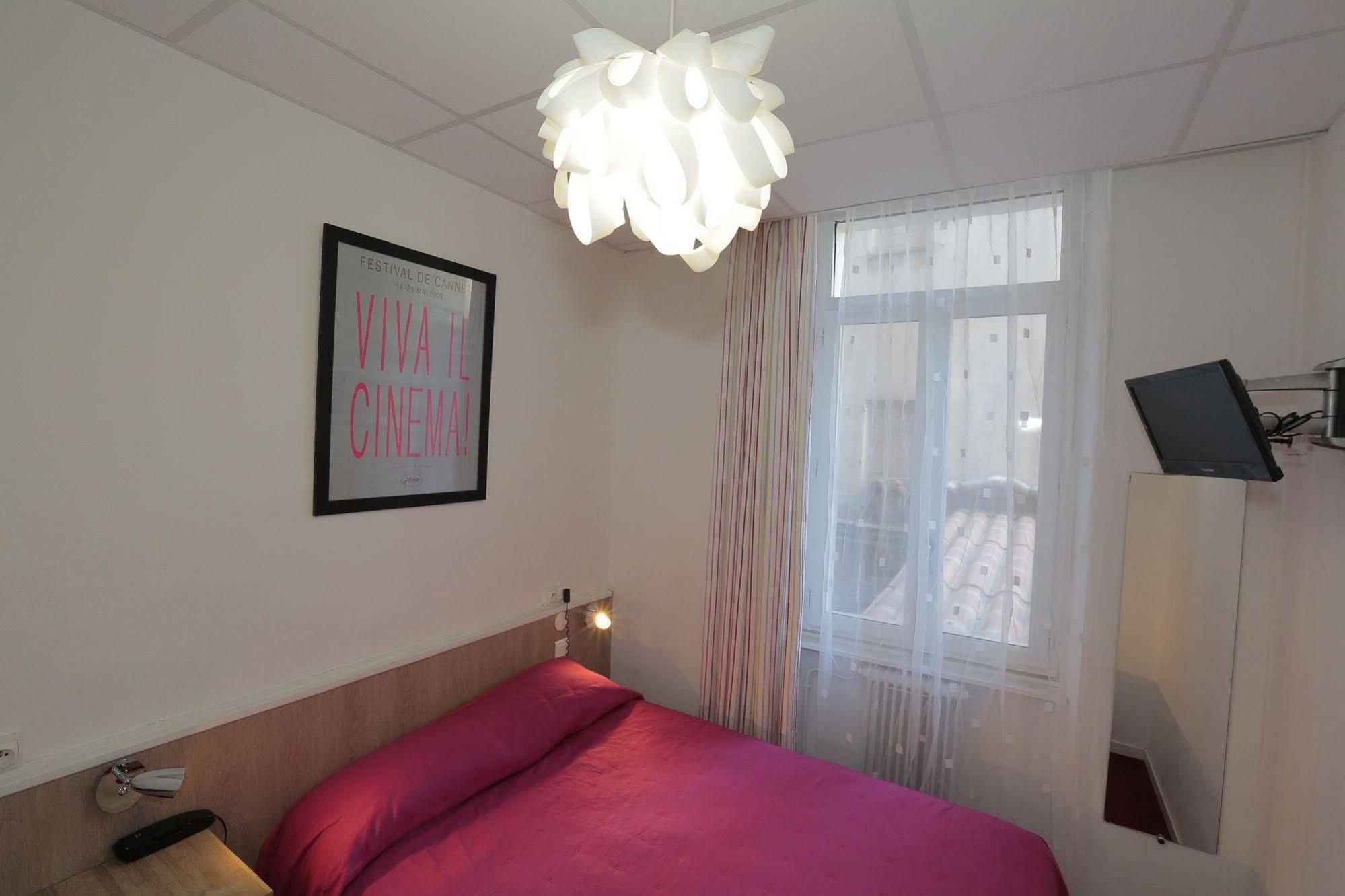 Azurene Royal Hotel Cannes Exterior photo