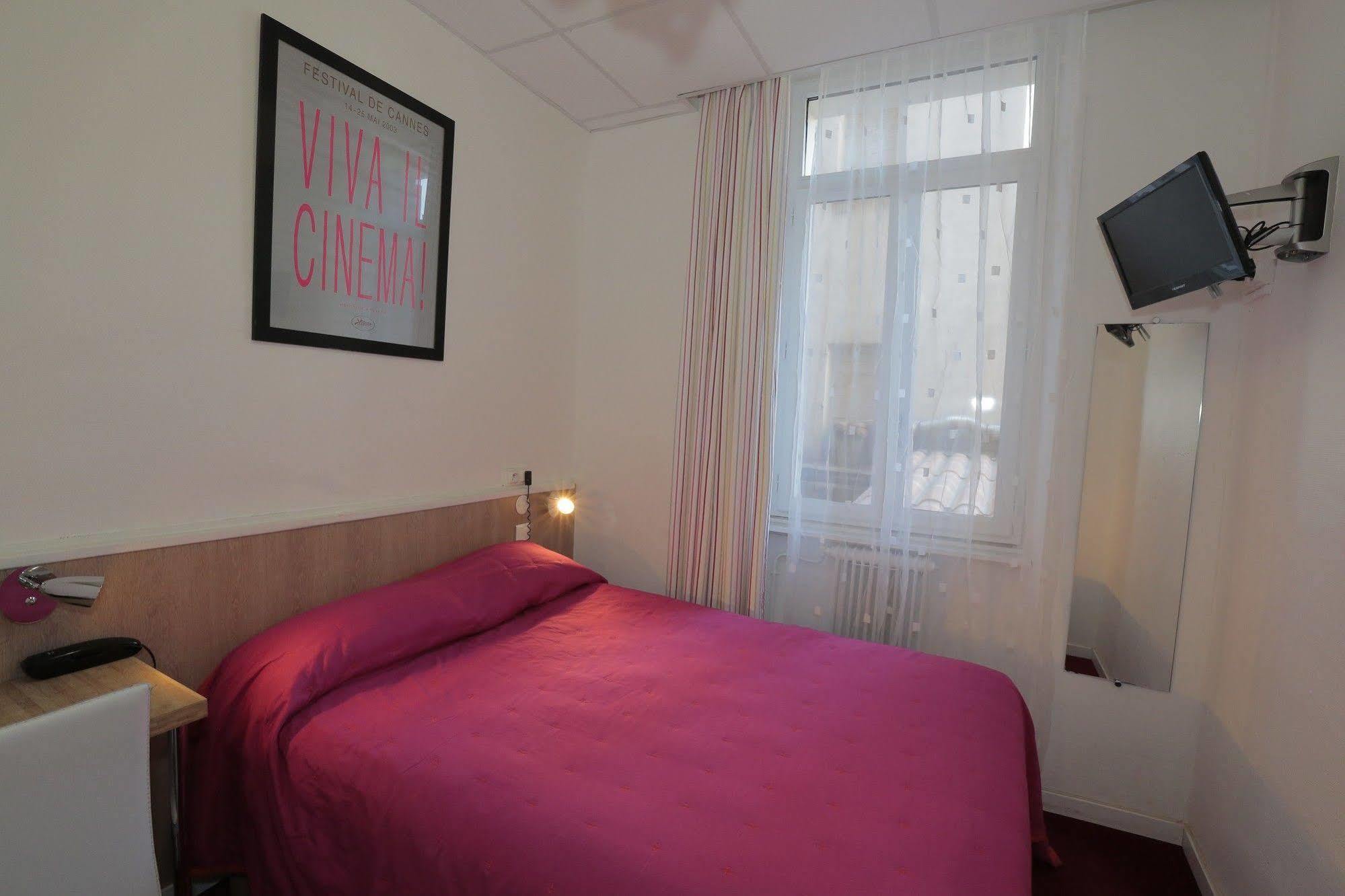 Azurene Royal Hotel Cannes Exterior photo